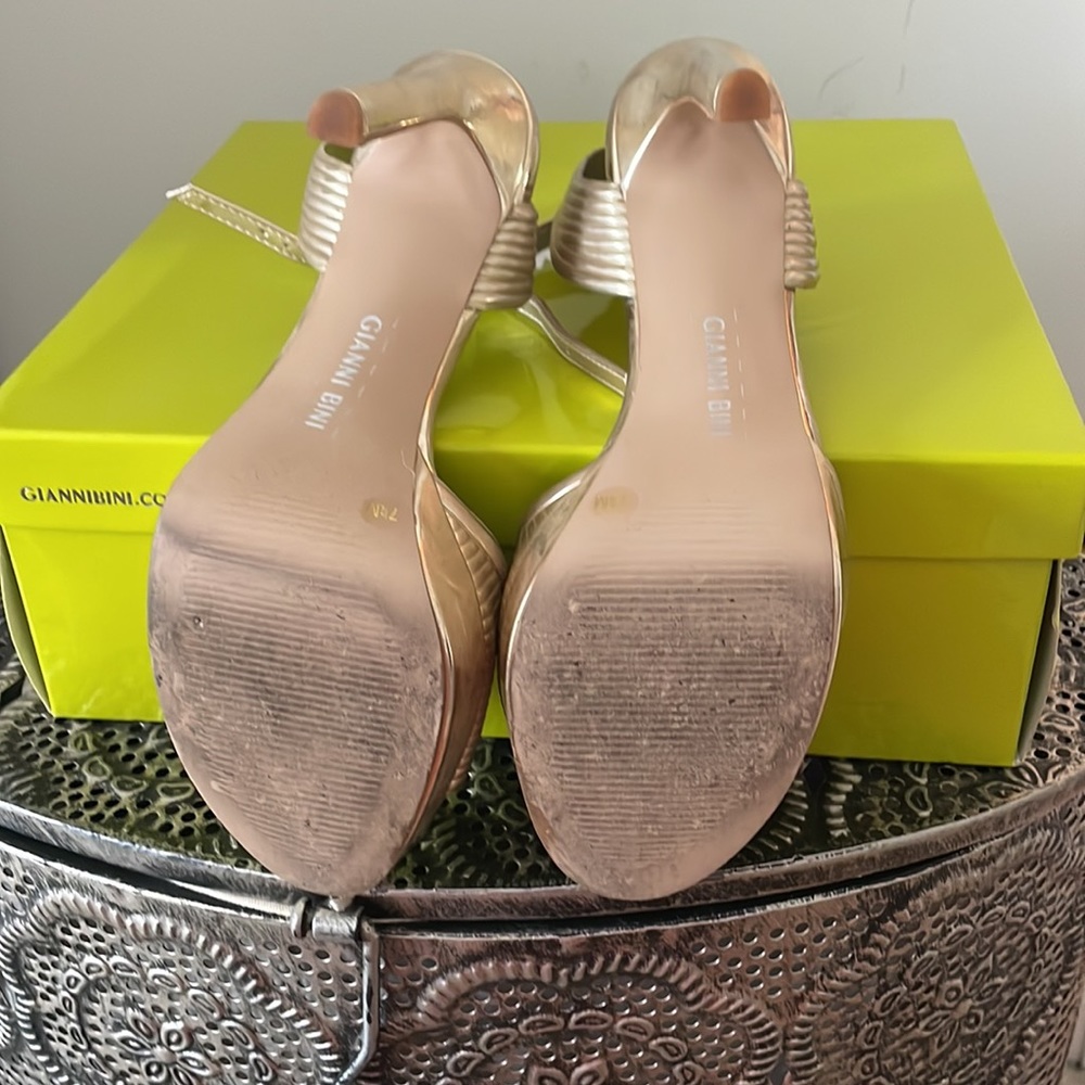 Gianni Bini Rose Gold Strappy Platform High Heels - Picture 4 of 6